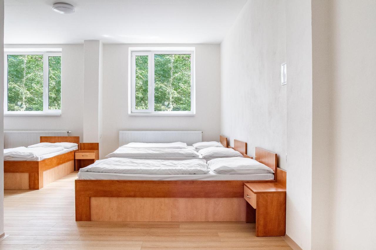 Hostel Beskydy House Rožnov pod Radhoštěm Zewnętrze zdjęcie