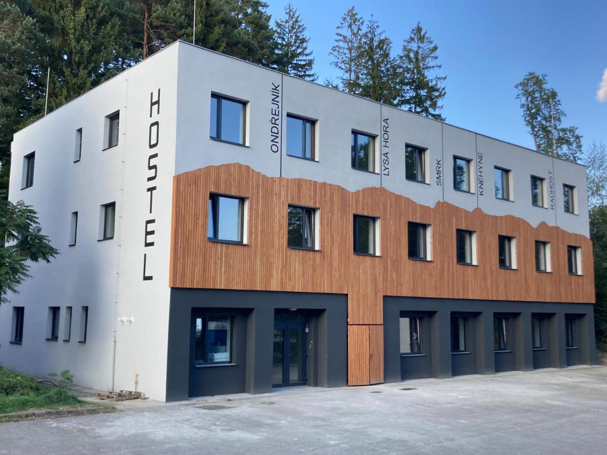 Hostel Beskydy House Rožnov pod Radhoštěm Zewnętrze zdjęcie