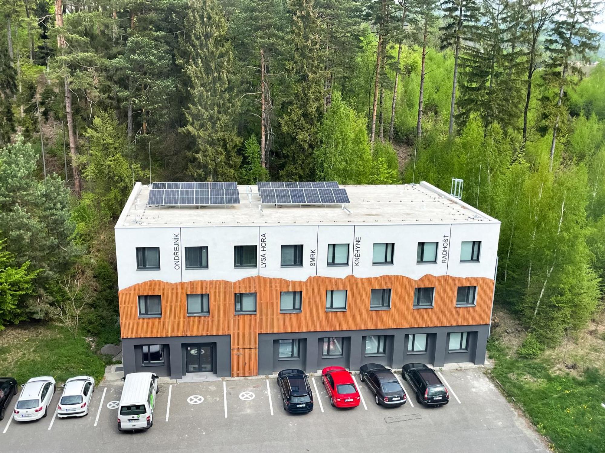 Hostel Beskydy House Rožnov pod Radhoštěm Zewnętrze zdjęcie